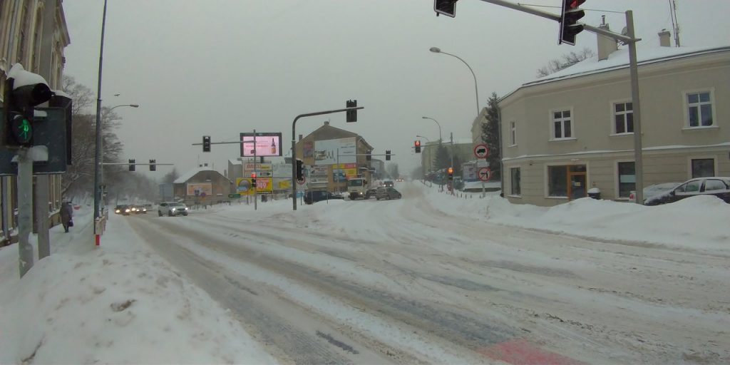 Jarosław w śniegu - 2021 - ulica 3-go maja zd.1