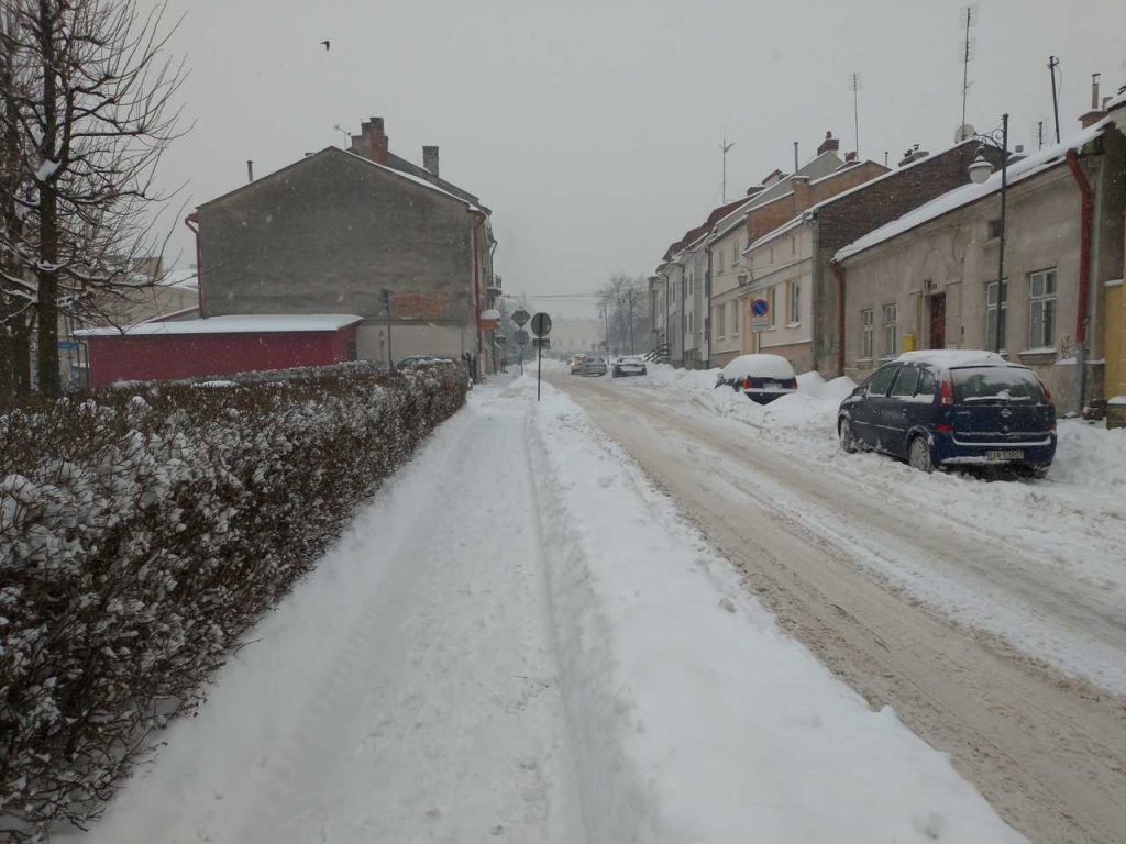 Jarosław w śniegu - 2021 - okolice rynku - Spytka