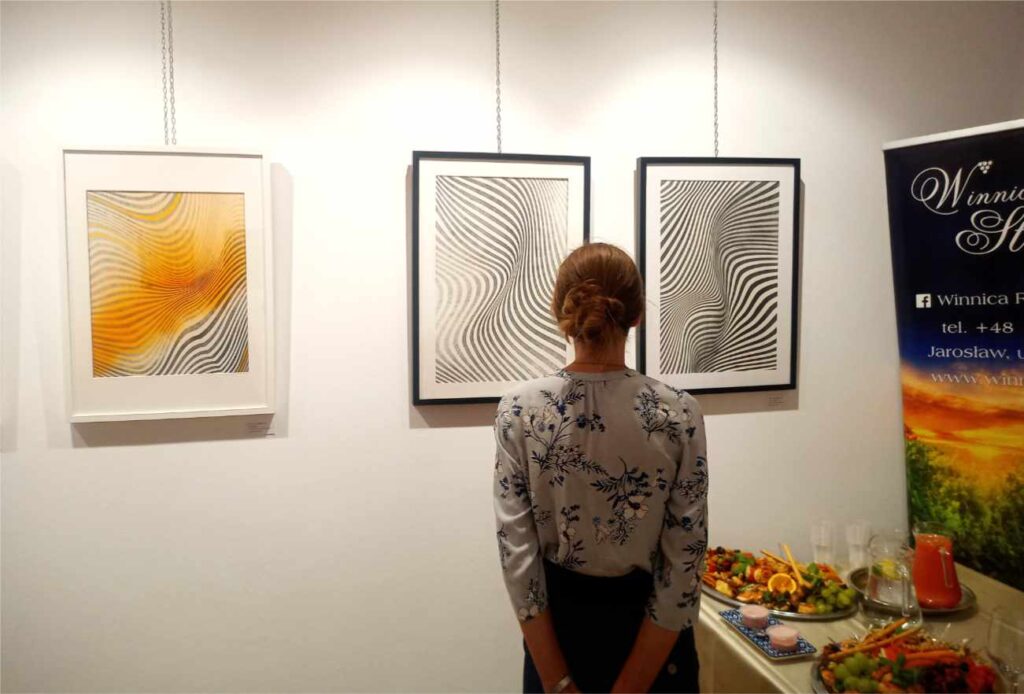 MULTI-IMAGES - wystawa u Attavantich-2022-zd.10