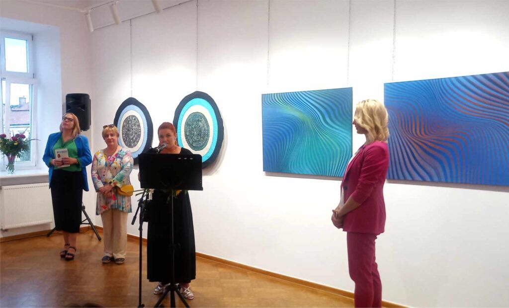 MULTI-IMAGES - wystawa u Attavantich-2022-zd.1