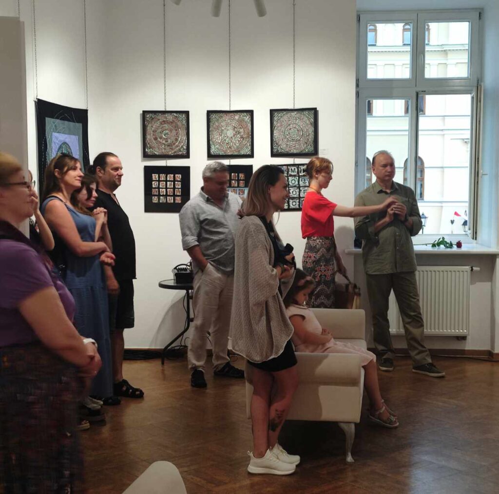 MULTI-IMAGES - wystawa u Attavantich-2022-zd.16