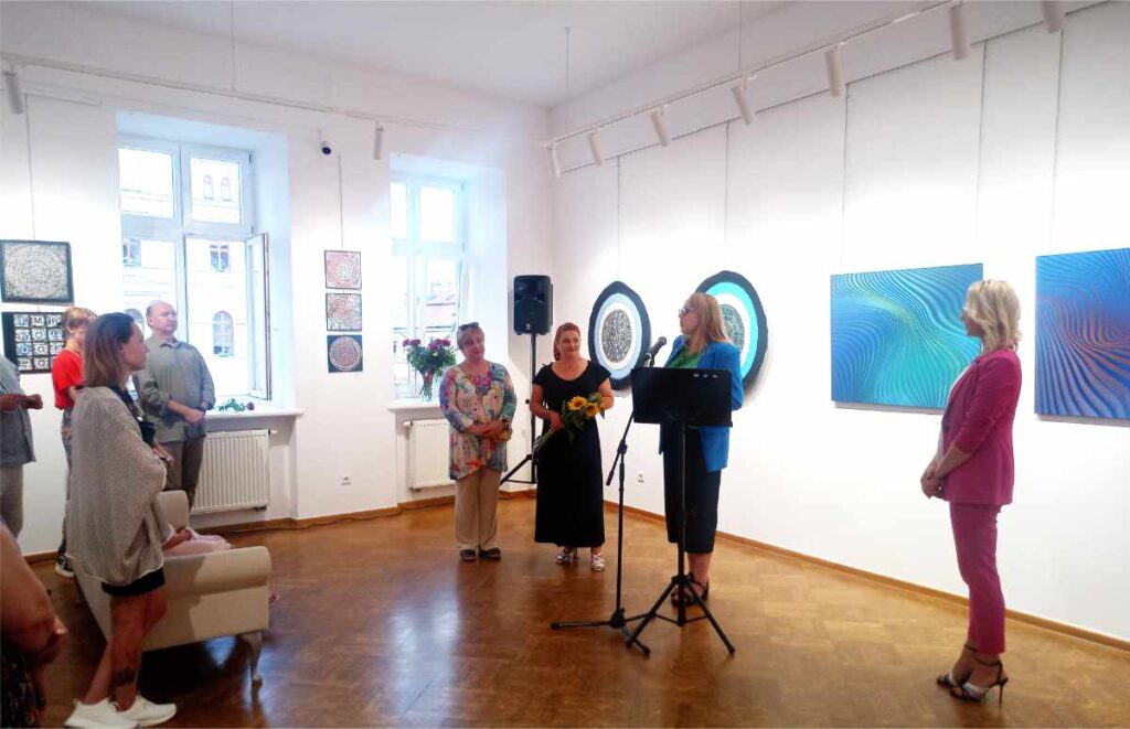 MULTI-IMAGES - wystawa u Attavantich-2022-zd.6