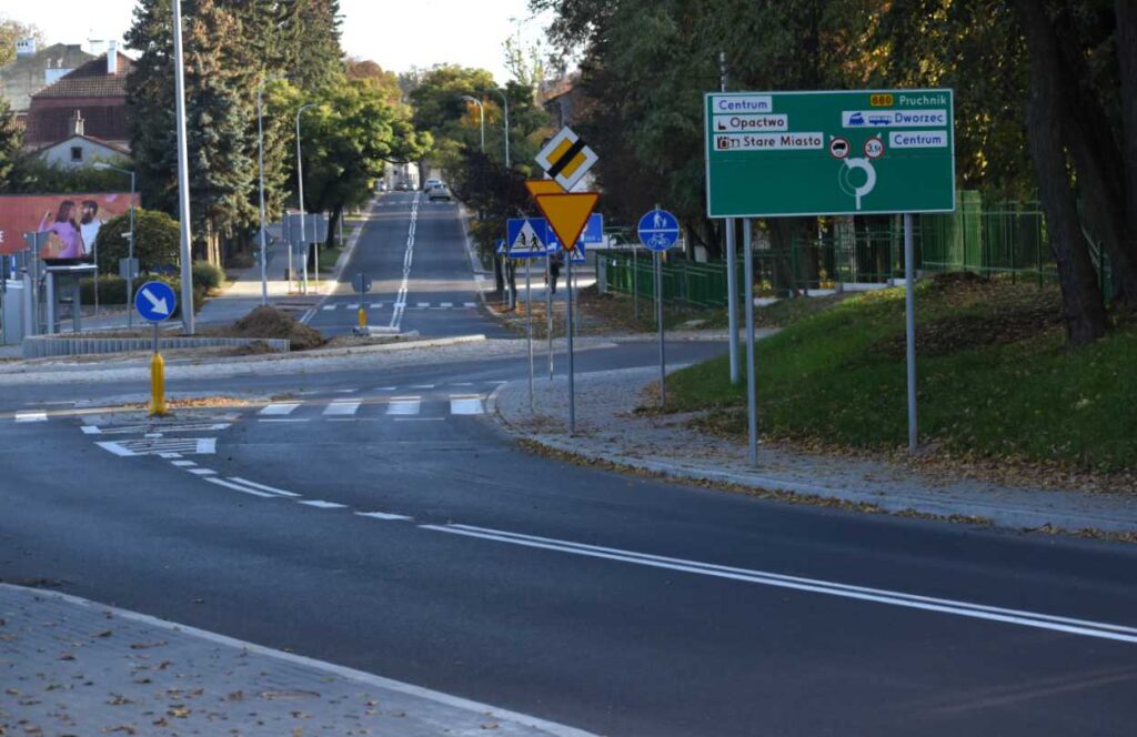 Ulica Kraszewskiego w Jarosławiu po remoncie zd.1